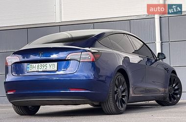 Седан Tesla Model 3 2023 в Одессе