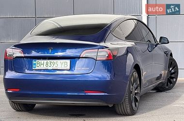 Седан Tesla Model 3 2023 в Одессе
