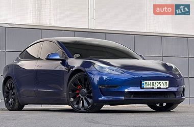 Седан Tesla Model 3 2023 в Одессе