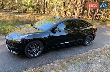 Седан Tesla Model 3 2022 в Киеве фото 7 Седан Tesla Model 3 2022 в Киеве