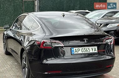 Седан Tesla Model 3 2018 в Львові