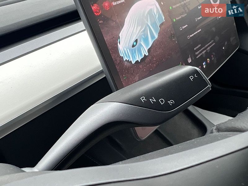 Седан Tesla Model 3 2022 в Львове