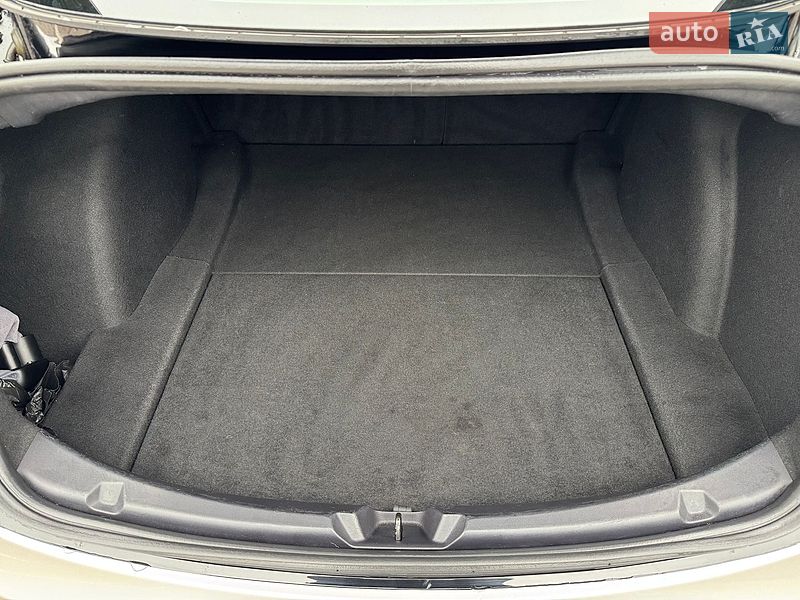 Седан Tesla Model 3 2022 в Ивано-Франковске