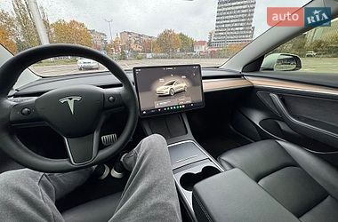 Седан Tesla Model 3 2022 в Ивано-Франковске