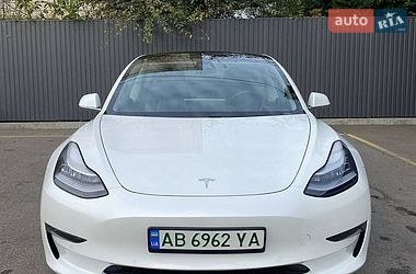 Седан Tesla Model 3 2020 в Дніпрі