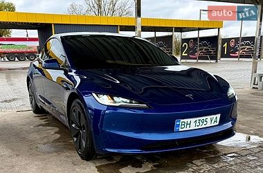Седан Tesla Model 3 2024 в Одессе