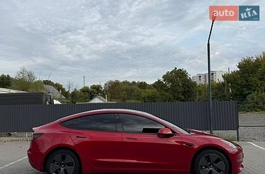Седан Tesla Model 3 2022 в Черкассах