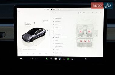 Седан Tesla Model 3 2022 в Києві