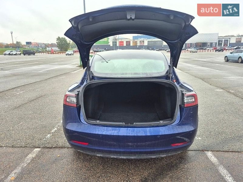 Седан Tesla Model 3 2021 в Киеве фото 6 Седан Tesla Model 3 2021 в Киеве