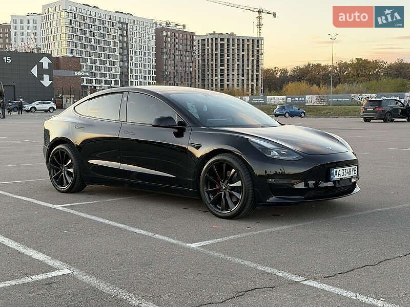 Tesla Model 3 2021