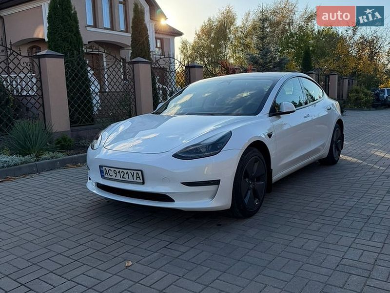 Седан Tesla Model 3 2023 в Нововолынске фото 3 Седан Tesla Model 3 2023 в Нововолынске