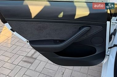 Седан Tesla Model 3 2023 в Нововолынске фото 18 Седан Tesla Model 3 2023 в Нововолынске