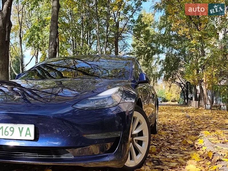 Tesla Model 3 2021