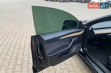 Седан Tesla Model 3 2022 в Києві