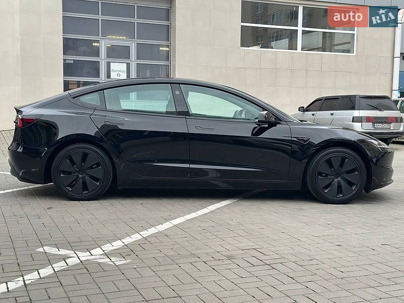 Седан Tesla Model 3 2024 в Одесі фото 6 Седан Tesla Model 3 2024 в Одесі