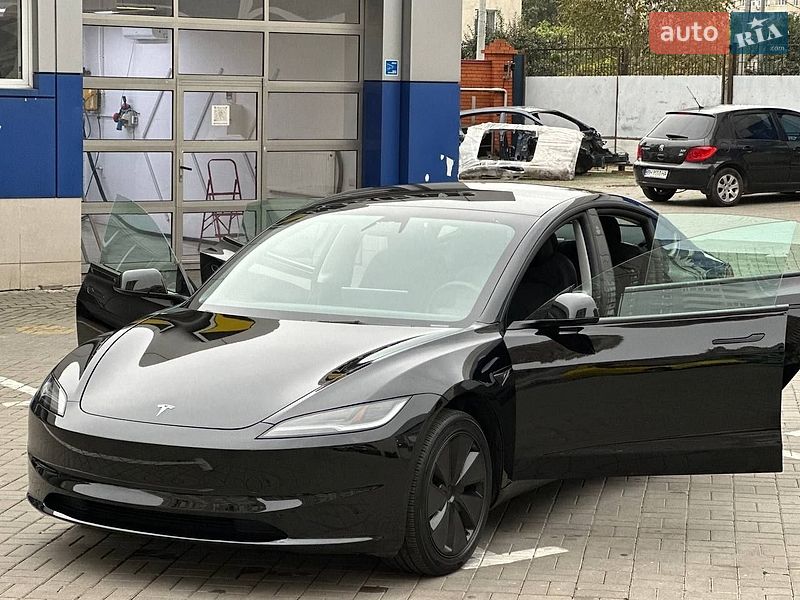 Седан Tesla Model 3 2024 в Одесі фото 24 Седан Tesla Model 3 2024 в Одесі