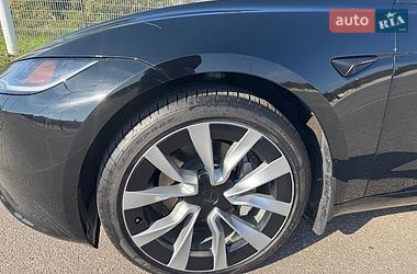 Седан Tesla Model 3 2025 в Харькове