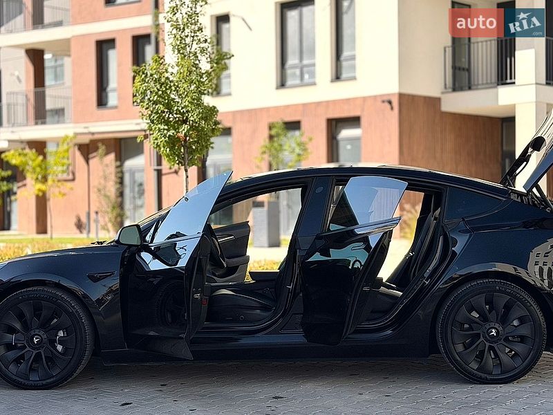 Седан Tesla Model 3 2022 в Івано-Франківську фото 31 Седан Tesla Model 3 2022 в Івано-Франківську