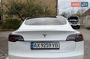 Седан Tesla Model 3 2020 в Харькове фото 5 Седан Tesla Model 3 2020 в Харькове