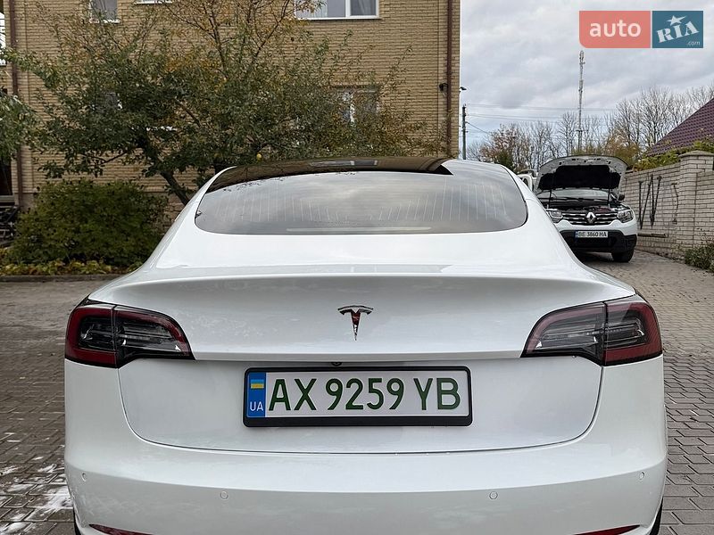 Седан Tesla Model 3 2020 в Харькове фото 5 Седан Tesla Model 3 2020 в Харькове