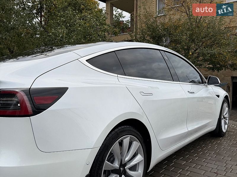 Седан Tesla Model 3 2020 в Харькове фото 8 Седан Tesla Model 3 2020 в Харькове