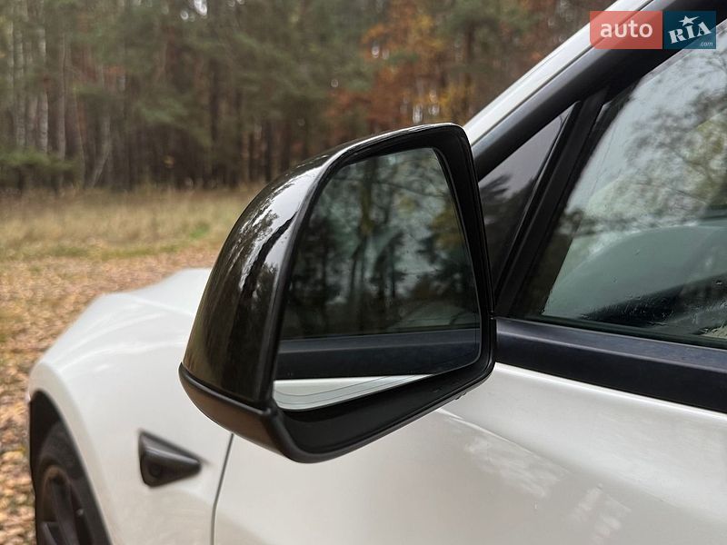Седан Tesla Model 3 2022 в Бучі фото 10 Седан Tesla Model 3 2022 в Бучі