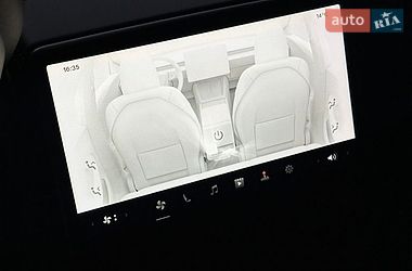 Седан Tesla Model 3 2024 в Виннице