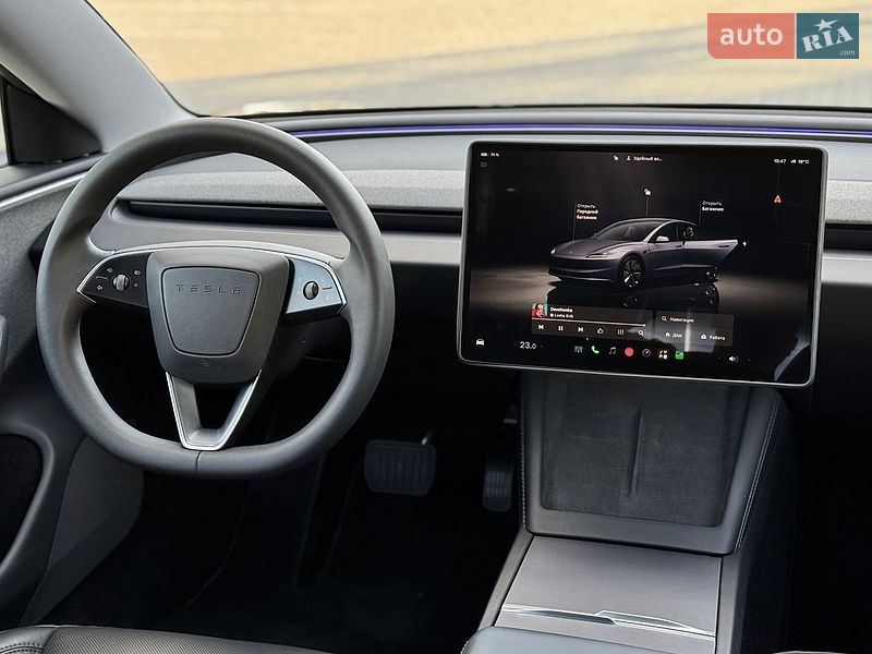 Седан Tesla Model 3 2024 в Дніпрі