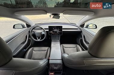 Седан Tesla Model 3 2024 в Дніпрі