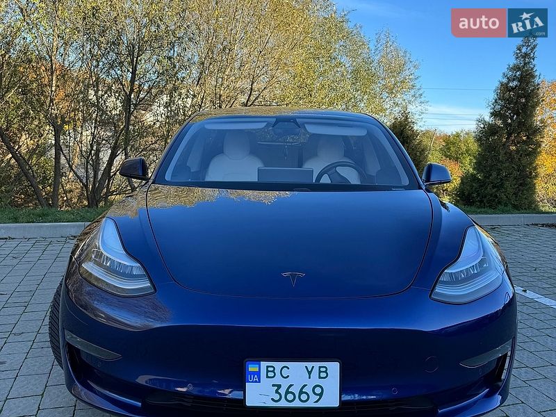 Седан Tesla Model 3 2018 в Львові фото 5 Седан Tesla Model 3 2018 в Львові