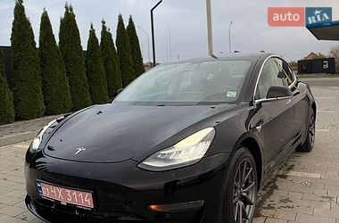 Седан Tesla Model 3 2020 в Каменец-Подольском