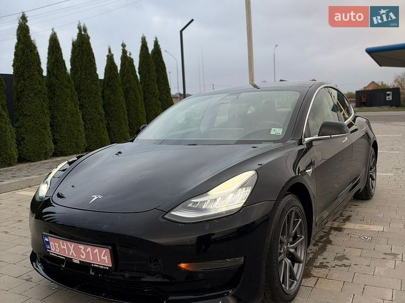 Седан Tesla Model 3 2020 в Каменец-Подольском