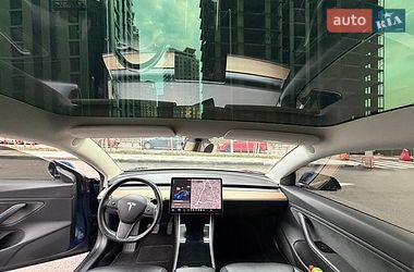 Седан Tesla Model 3 2019 в Киеве фото 12 Седан Tesla Model 3 2019 в Киеве