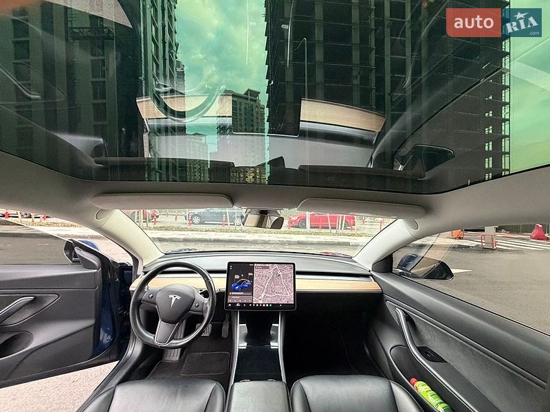 Седан Tesla Model 3 2019 в Киеве фото 12 Седан Tesla Model 3 2019 в Киеве