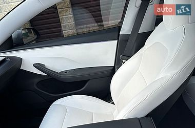 Седан Tesla Model 3 2024 в Звягелі фото 47 Седан Tesla Model 3 2024 в Звягелі