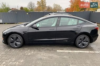 Седан Tesla Model 3 2023 в Хмельницькому