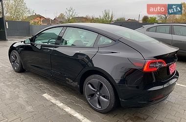 Седан Tesla Model 3 2023 в Хмельницькому