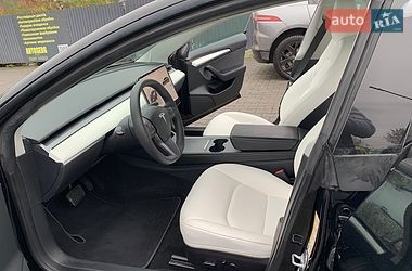 Седан Tesla Model 3 2023 в Хмельницькому