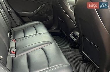 Седан Tesla Model 3 2019 в Славуте