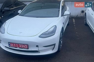 tesla model-3 2021 в Львов от профессионального продавца 