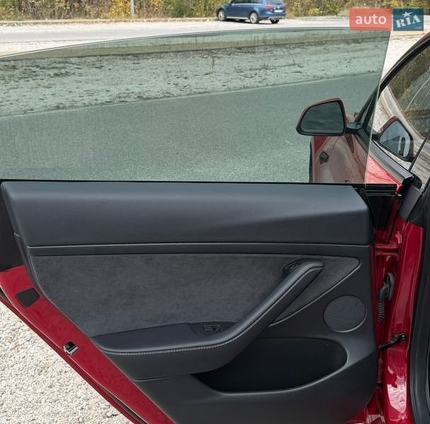 Седан Tesla Model 3 2023 в Днепре фото 12 Седан Tesla Model 3 2023 в Днепре