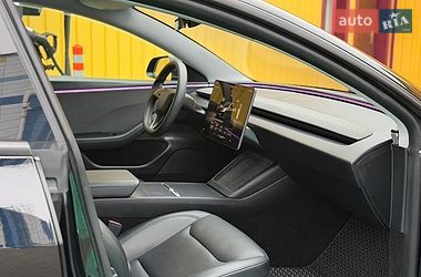 Седан Tesla Model 3 2025 в Хмельницком фото 20 Седан Tesla Model 3 2025 в Хмельницком