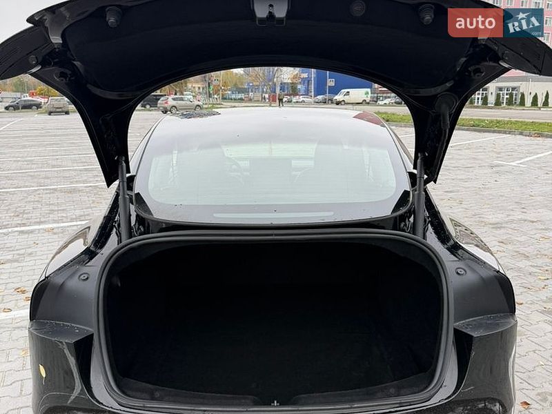 Седан Tesla Model 3 2025 в Хмельницком фото 28 Седан Tesla Model 3 2025 в Хмельницком
