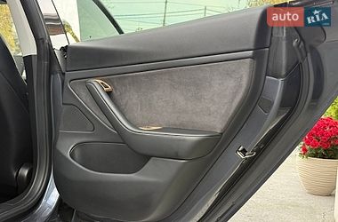 Седан Tesla Model 3 2020 в Рівному