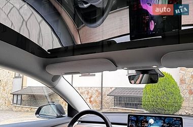 Седан Tesla Model 3 2023 в Тернополі фото 39 Седан Tesla Model 3 2023 в Тернополі