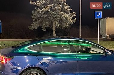 Седан Tesla Model 3 2019 в Львові фото 7 Седан Tesla Model 3 2019 в Львові