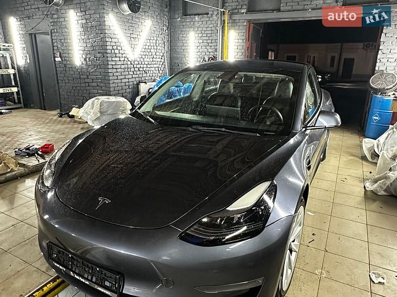 Седан Tesla Model 3 2023 в Львове фото 5 Седан Tesla Model 3 2023 в Львове