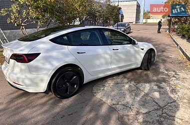 Седан Tesla Model 3 2023 в Днепре