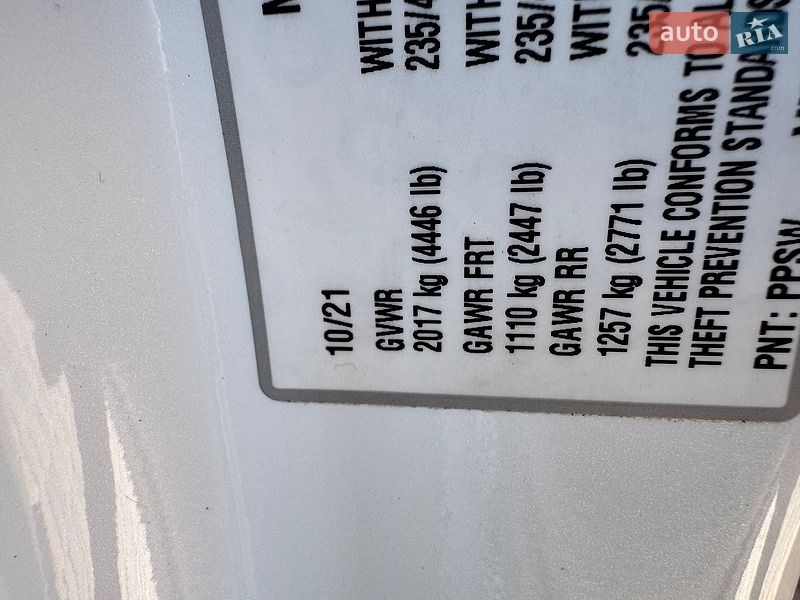 Седан Tesla Model 3 2021 в Миргороді