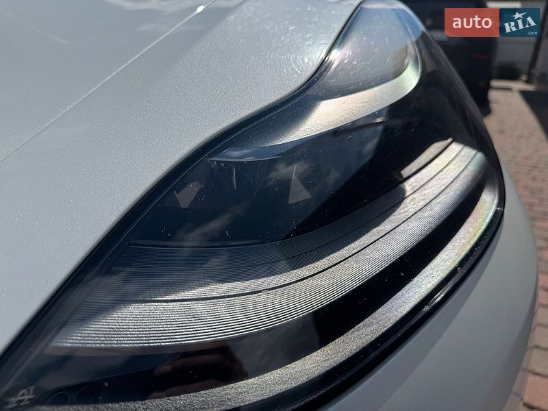 Седан Tesla Model 3 2021 в Миргороді